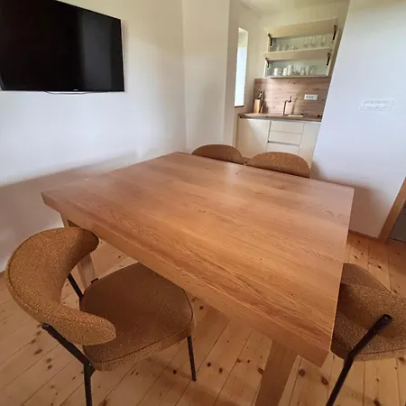 Evina Hisa Apartman
