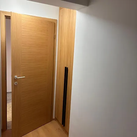 Evina Hisa Apartman Špičnik