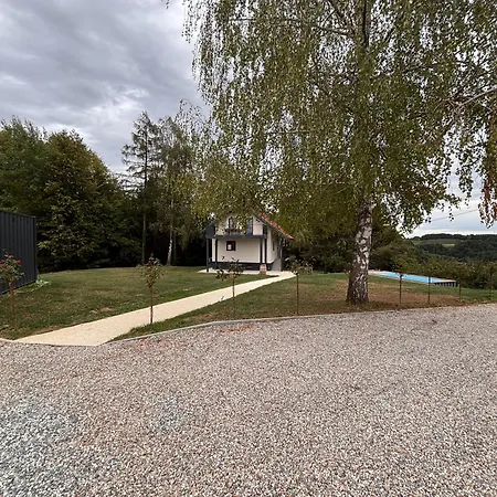 Evina Hisa Apartman